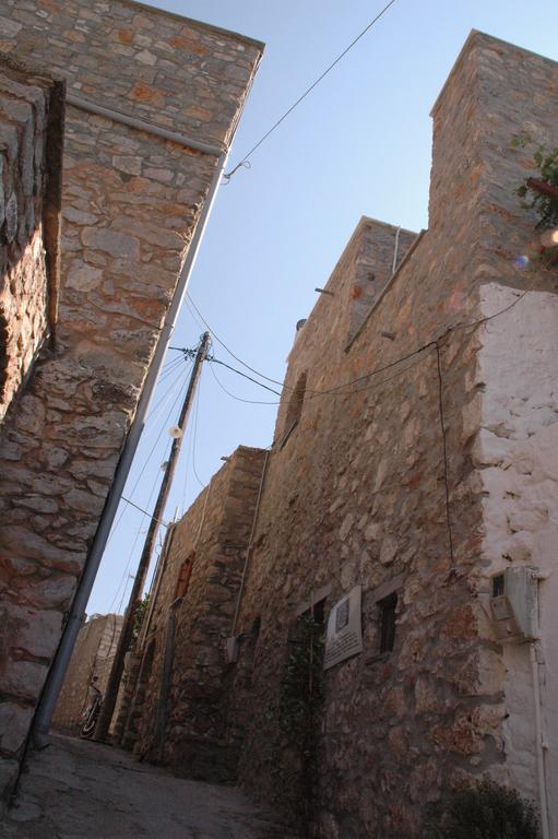 Stoneapartments, Γ Κωσταλοσ Και Σια Οε Avgonima Exterior photo