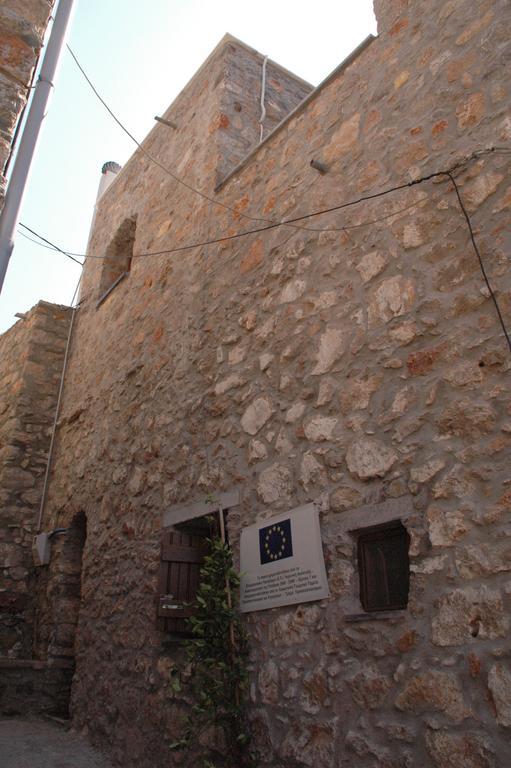 Stoneapartments, Γ Κωσταλοσ Και Σια Οε Avgonima Exterior photo